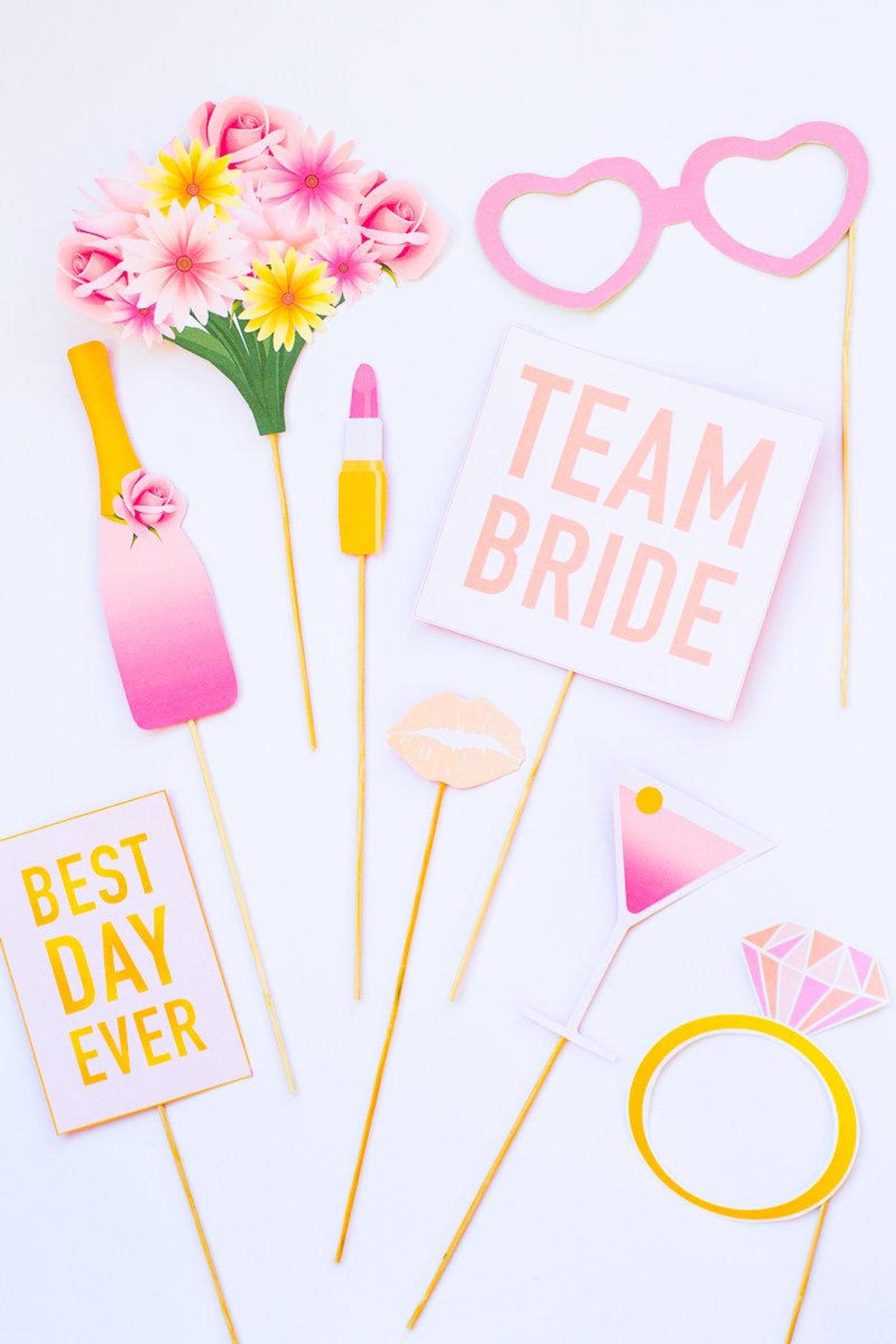 PHOTO BOOTH PROPS -BRIDAL SHOWER / BACHELORETTE PARTY – BB PRINT CLUB